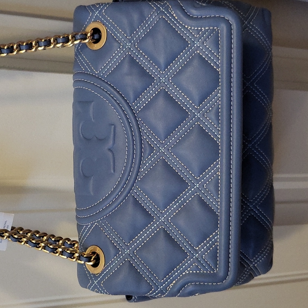 Brand new Tory Burch Fleming shoulder bag